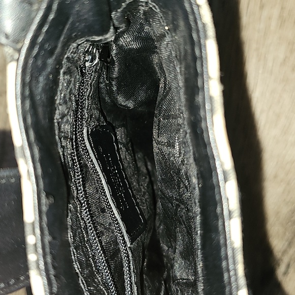 Black and Cream Crosbody Bag  Bag - Picture 4 of 9